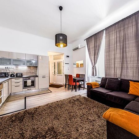 Precious Spot Apartment บูดาเปสต์ ภายนอก รูปภาพ