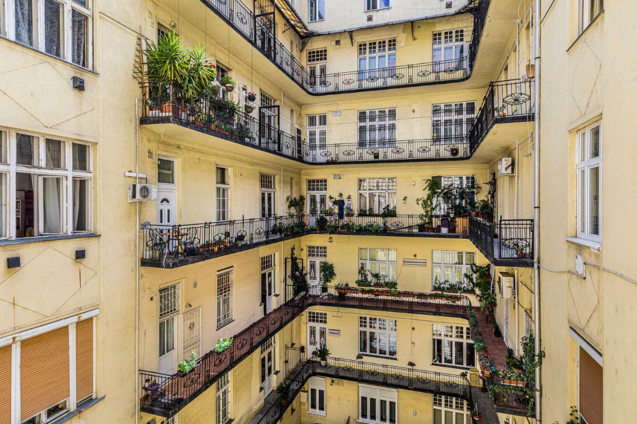 Precious Spot Apartment บูดาเปสต์ ภายนอก รูปภาพ