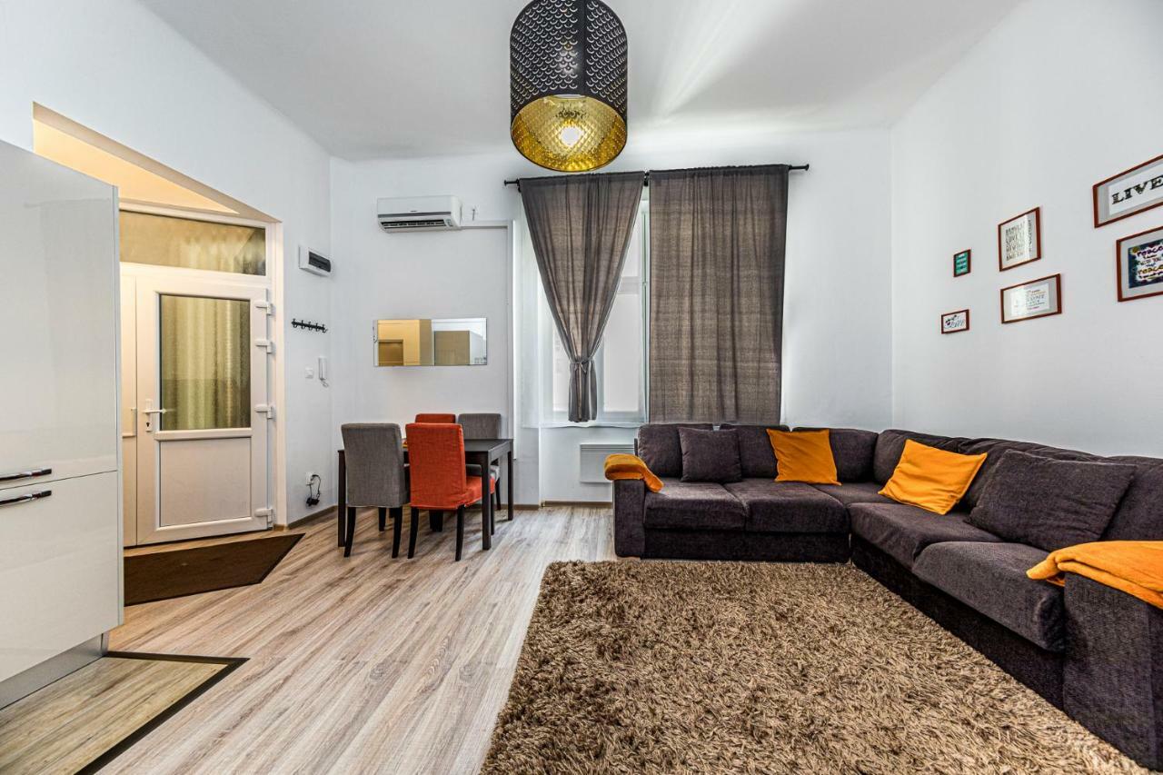Precious Spot Apartment บูดาเปสต์ ภายนอก รูปภาพ