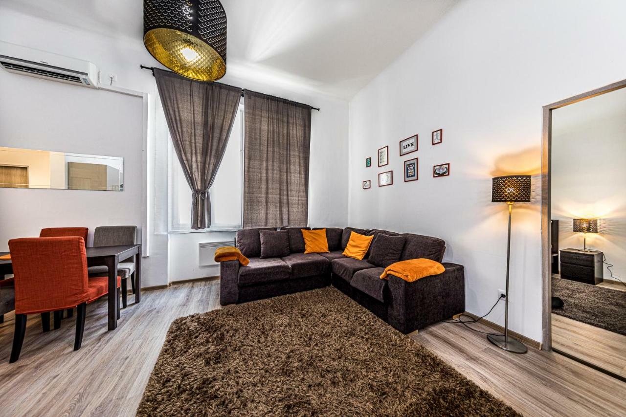 Precious Spot Apartment บูดาเปสต์ ภายนอก รูปภาพ