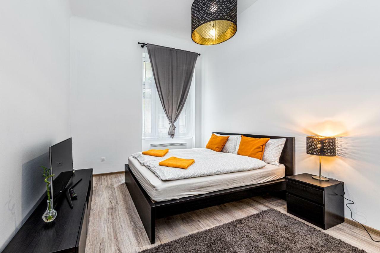 Precious Spot Apartment บูดาเปสต์ ภายนอก รูปภาพ
